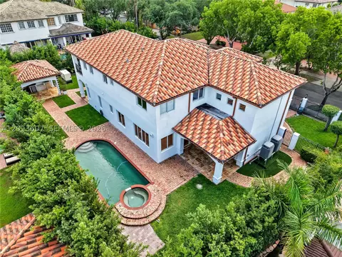 View/Area - 16763 NW 77th Path, Miami Lakes, FL 33016 photo 1 of 3