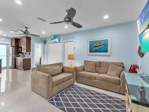 315 Van Buren St #103B, Hollywood, FL 33019