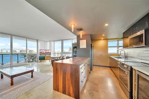 7929 West Dr #1501, North Bay Village, FL 33141