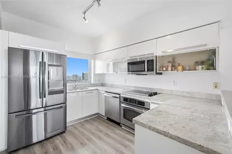 Kitchen - 601 NE 36th St #2707, Miami, FL 33137 photo 1 of 3