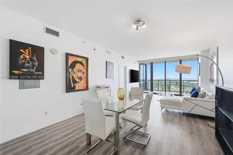 Dining - 601 NE 36th St #2707, Miami, FL 33137 photo 1 of 3