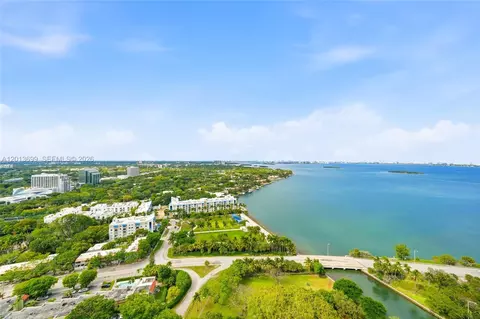 View/Area - 601 NE 36th St #2707, Miami, FL 33137 photo 11 of 11