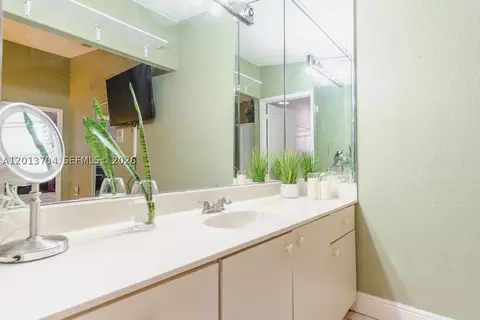 7411 W 33rd Ave, Hialeah, FL 33018 photo 55