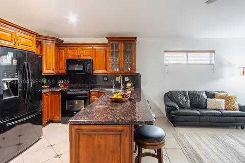 7411 W 33rd Ave, Hialeah, FL 33018 photo 41