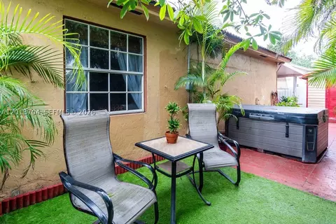 7411 W 33rd Ave, Hialeah, FL 33018 photo 10