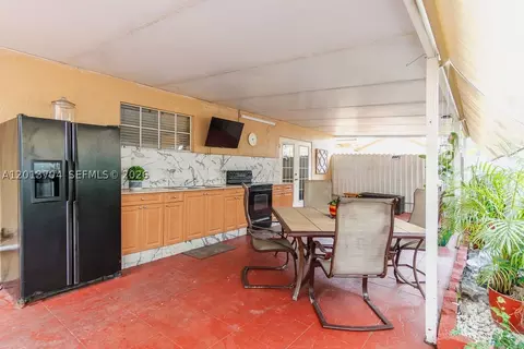 7411 W 33rd Ave, Hialeah, FL 33018 photo 21