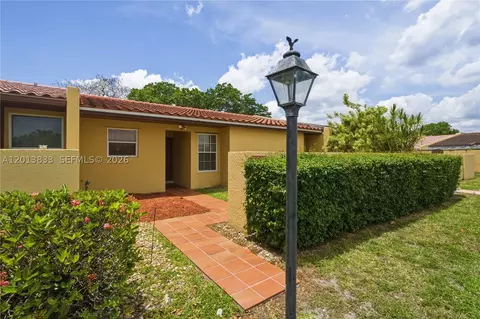 8614 SW 147th Pl, Miami, FL 33193