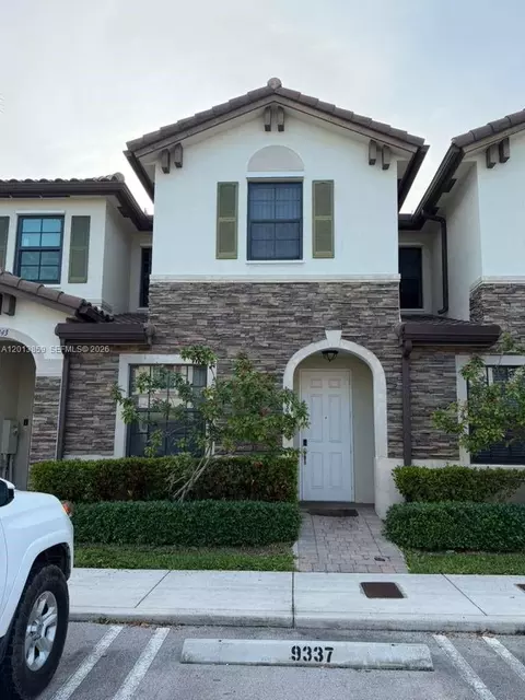 9337 W 33rd Way, Hialeah, FL 33018