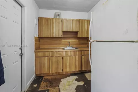 Other - 351 E 14th St, Hialeah, FL 33010 photo 2 of 6