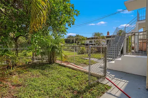 Exterior - 351 E 14th St, Hialeah, FL 33010 photo 3 of 5