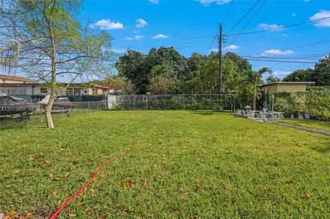 Exterior - 351 E 14th St, Hialeah, FL 33010 photo 5 of 5