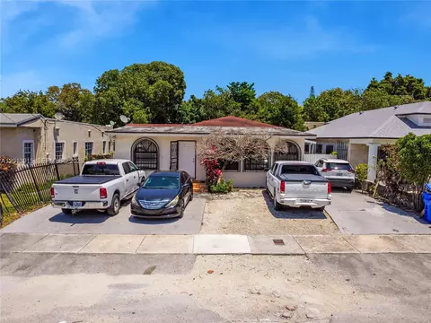 201 NW 25th Ave, Miami, FL 33125