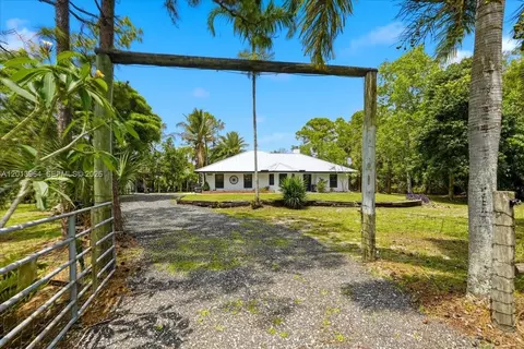 17857 82nd Rd N, Loxahatchee, FL 33470