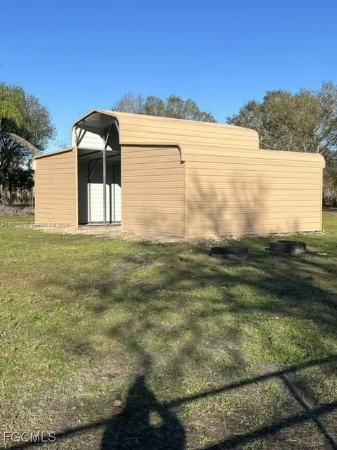 Other - 826 B Rd, Labelle, FL 33935 photo 3 of 10