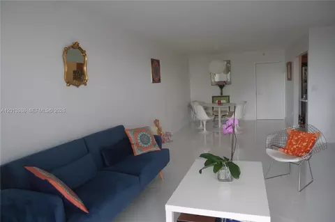 2851 NE 183rd St #1107E, Aventura, FL 33160