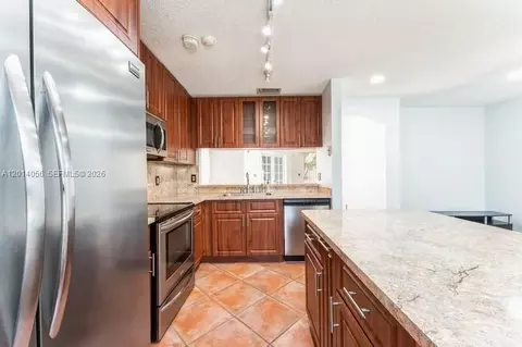 Kitchen - 926 Opal Ter, Weston, FL 33326 photo 2 of 2