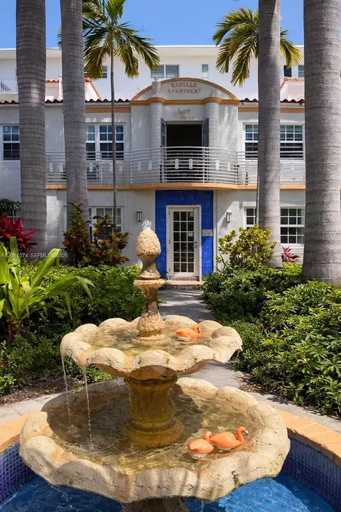 439 15th St #11, Miami Beach, FL 33139