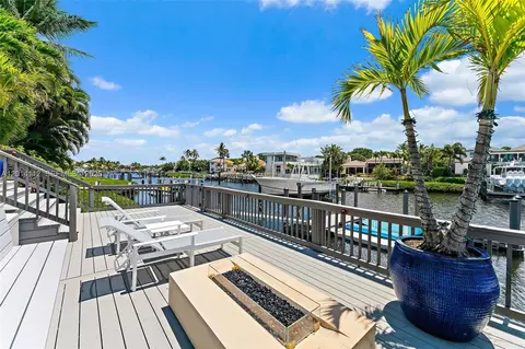 Exterior - 103 Quayside Dr, Jupiter, FL 33477 photo 12 of 14