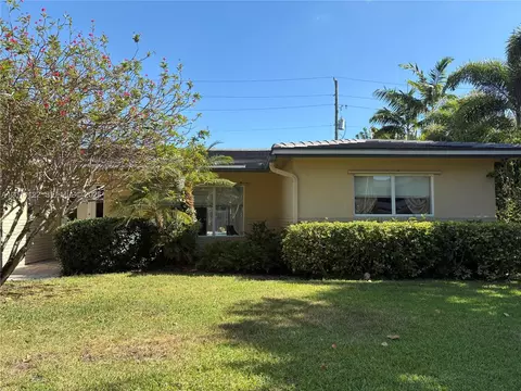 941 NW 7th St, Boca Raton, FL 33486