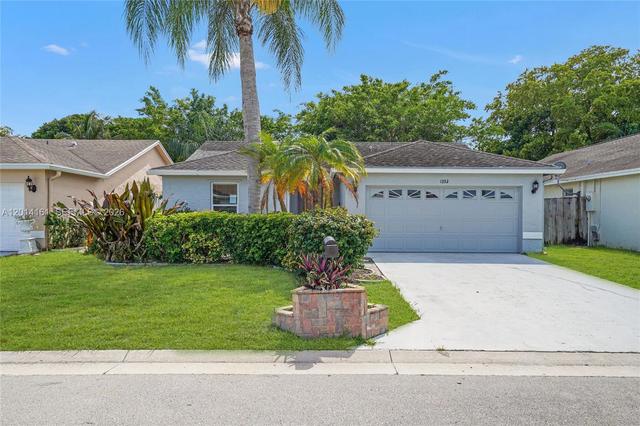 1332 Waterway Cove Dr, Wellington, FL 33414