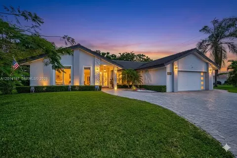 630 Deer Creek Briarwood Ln, Deerfield Beach, FL 33442