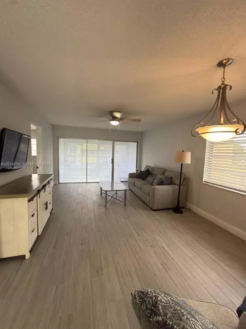 6070 NW 64th Ave #312, Tamarac, FL 33319