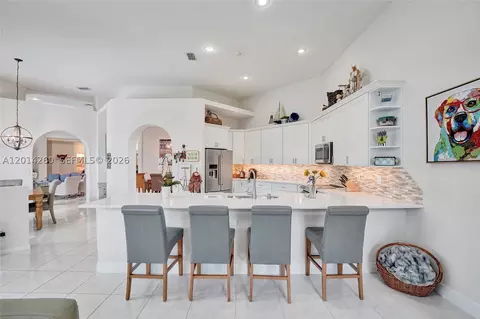 1640 Island Way, Weston, FL 33326