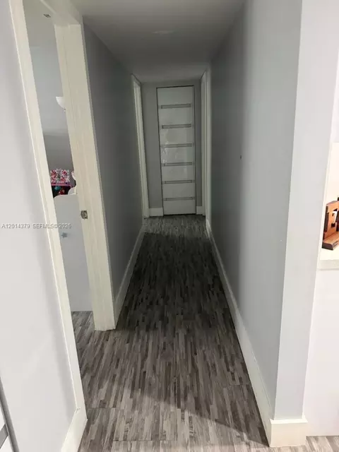 5033 NW 7th St #209, Miami, FL 33126