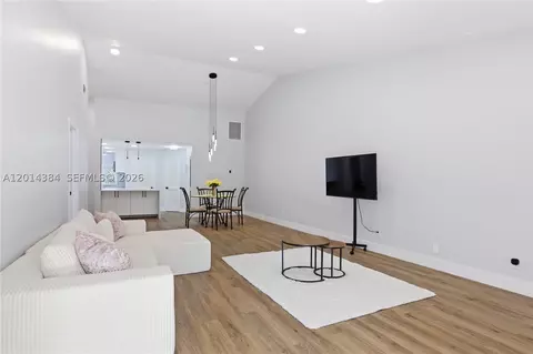 4690 S Fountains Dr S, Lake Worth, FL 33467