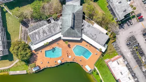 1401 NE Miami Gardens Dr #286, Miami, FL 33179