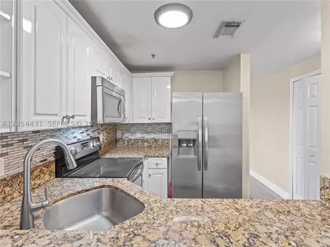 9 E 4th St #102, Hialeah, FL 33010 photo 6
