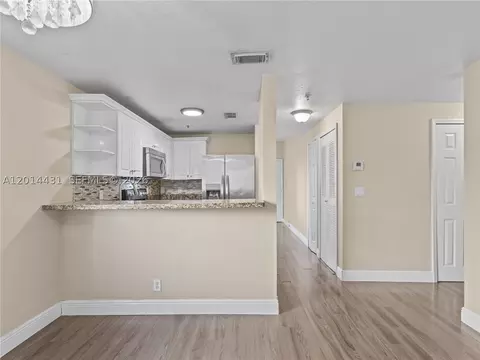 9 E 4th St #102, Hialeah, FL 33010 photo 4