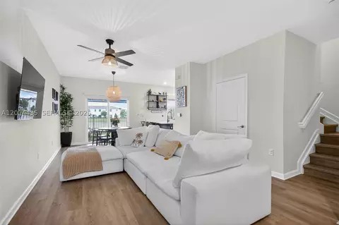 12808 NW 22nd Pl, Miami, FL 33167