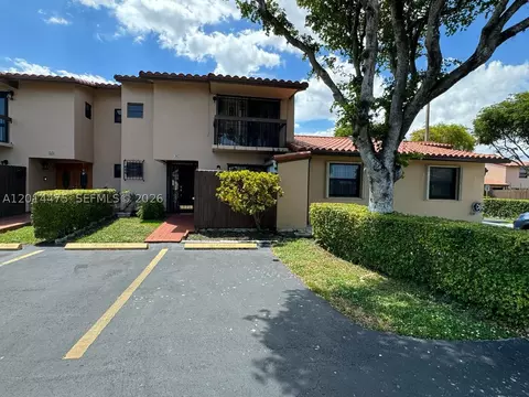 3817 SW 82nd Ave #IX-46, Miami, FL 33155