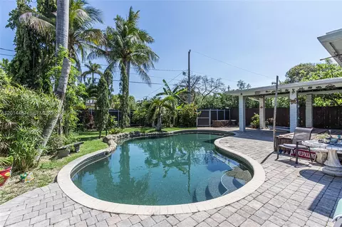 1540 Fletcher St, Hollywood, FL 33020