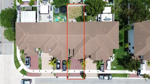 View/Area - 3469 W 106th St, Hialeah, FL 33018 photo 3 of 4