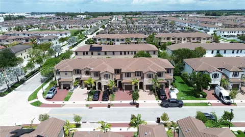 View/Area - 3469 W 106th St, Hialeah, FL 33018 photo 4 of 4