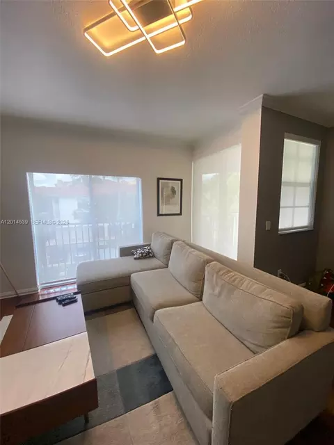 3165 NE 184th St #6304, Aventura, FL 33160