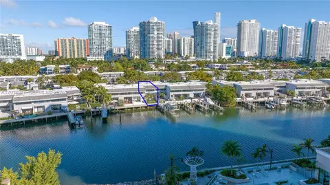Undisclosed, Sunny Isles Beach, FL 33160