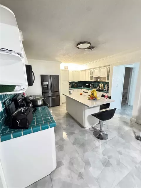 Kitchen - 1314 W 77th St, Hialeah, FL 33014 photo 1 of 1