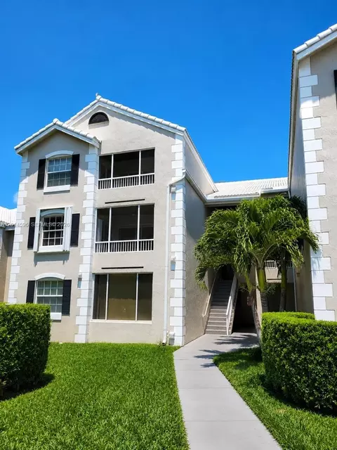 2890 N Oakland Forest Dr #203, Oakland Park, FL 33309