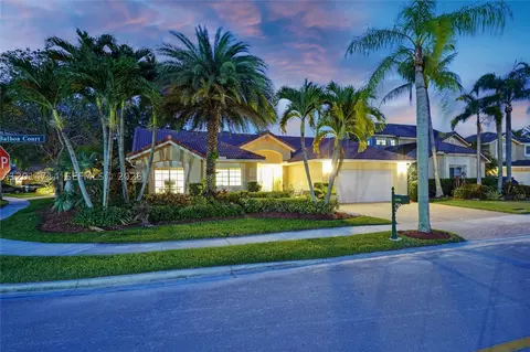 1190 Balboa Ct, Weston, FL 33326