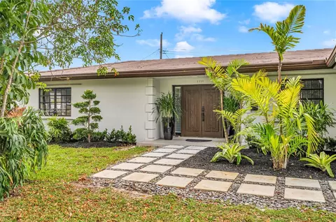 1111 NW 70th Ter, Plantation, FL 33313