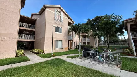10420 SW 158th Ct #105, Miami, FL 33196