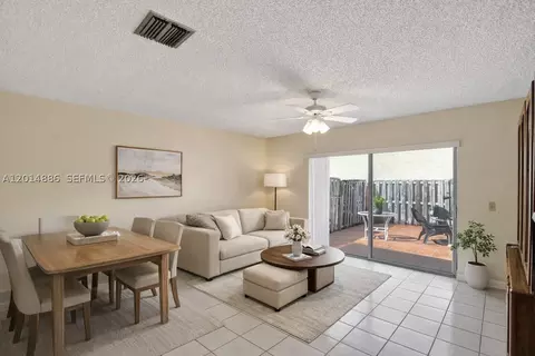 10190 SW 138th Ct, Miami, FL 33186