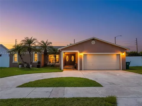 28148 SW 136th Ave, Homestead, FL 33033