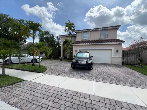 853 SW 191st Ter, Pembroke Pines, FL 33029