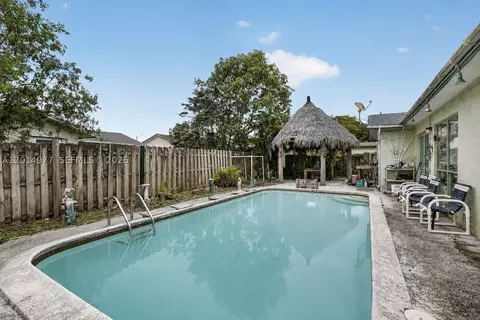 9131 NW 31st Pl, Sunrise, FL 33351