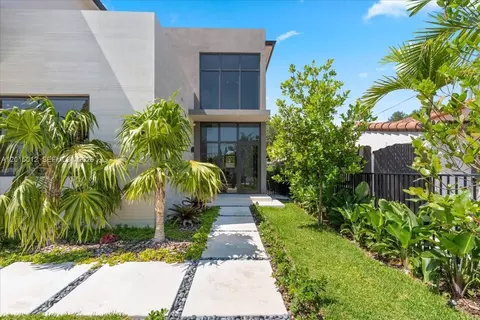 2175 SW 25th St, Miami, FL 33133