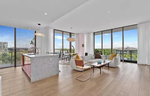 2678 Tigertail Ave #601, Miami, FL 33133
